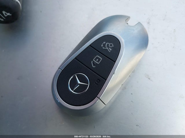44721123 :رقم المزاد ، W1KAF4GB8PR089670 vin ، 2023 Mercedes-benz C 300 Sedan مزاد بيع