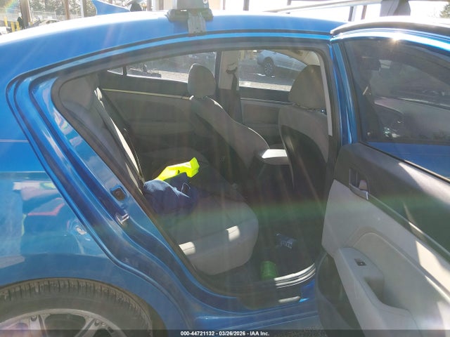 Hyundai ELANTRA SEL 2018 5NPD84LF2JH219239 Image 8