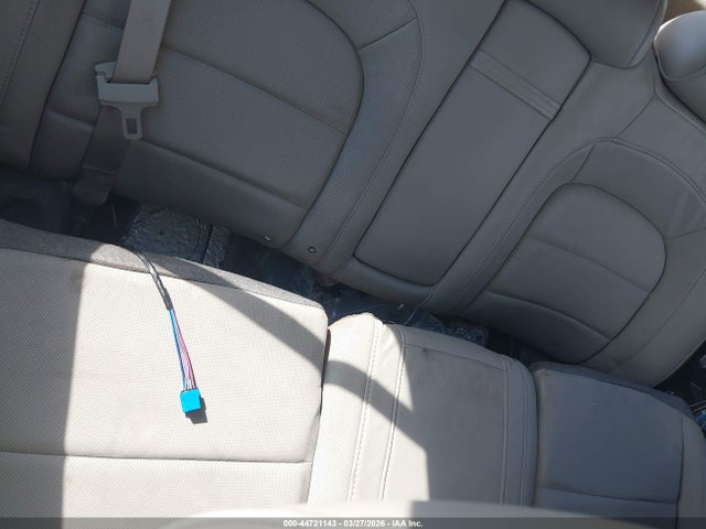 44721143 :رقم المزاد ، 1G6KE54Y54U242260 vin ، 2004 Cadillac Deville Dhs مزاد بيع