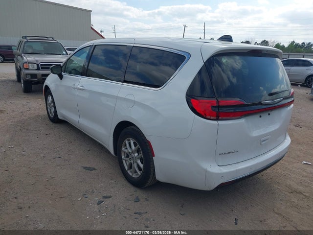 2024 CHRYSLER PACIFICA 2C4RC1BG6RR146422 Photo 2