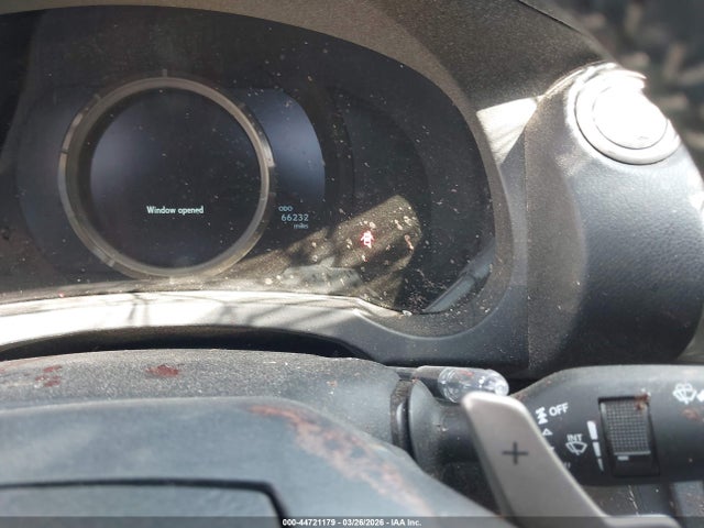 2016 LEXUS IS 200T JTHBA1D25G5018965 Photo 6