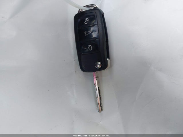 Продаж на аукціоні авто 2013 Volkswagen Beetle 2.0l Tdi, vin: 3VWJL7AT1DM669424, номер лоту: 44721188