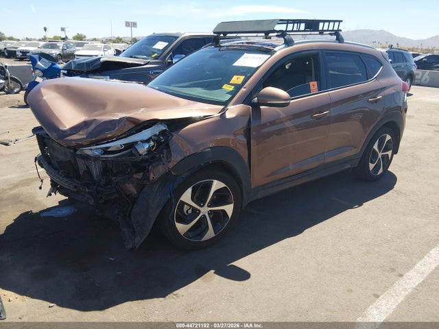 2016 HYUNDAI TUCSON KM8J3CA25GU073957 Photo 1