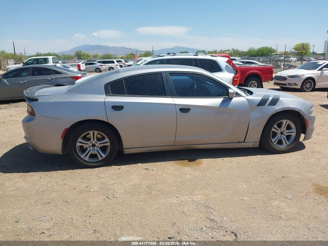 44721209 :رقم المزاد ، 2C3CDXBG8HH529437 vin ، 2017 Dodge Charger Se Rwd مزاد بيع