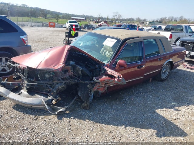 Aukcja sprzedaży 1995 Lincoln Town Car Executive, vin: 1LNLM81W6SY605935, numer aukcji: 44721249