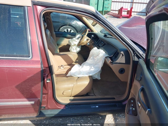 Aukcja sprzedaży 1995 Lincoln Town Car Executive, vin: 1LNLM81W6SY605935, numer aukcji: 44721249