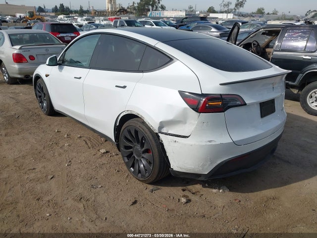 2024 Tesla Model Y Performance Dual Motor All-wheel Drive მანქანა იყიდება აუქციონზე, vin: 7SAYGDEF9RF061075, აუქციონის ნომერი: 44721273