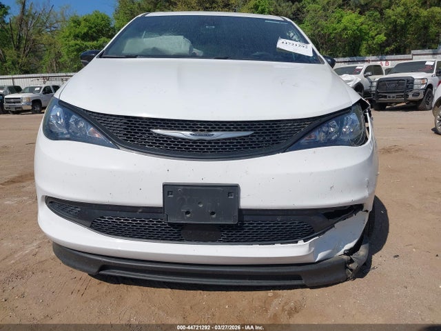 Продажа на аукционе авто 2025 Chrysler Voyager Lx, vin: 2C4RC1CG4SR571061, номер лота: 44721292