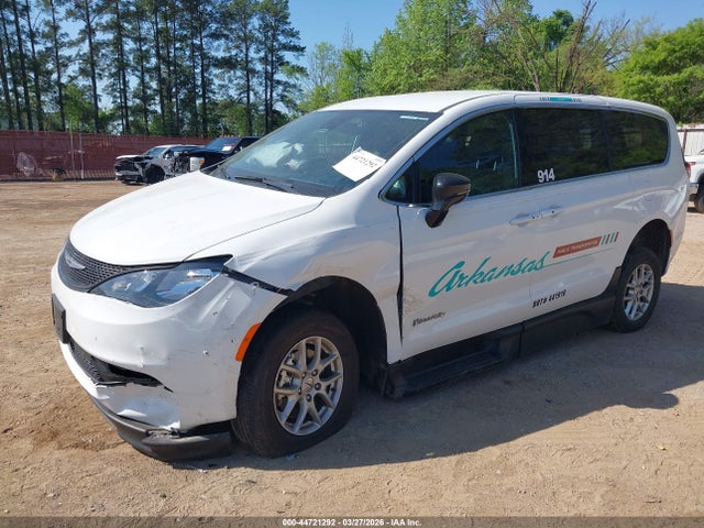 Продажа на аукционе авто 2025 Chrysler Voyager Lx, vin: 2C4RC1CG4SR571061, номер лота: 44721292