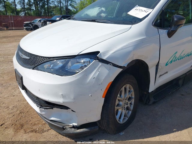 Продажа на аукционе авто 2025 Chrysler Voyager Lx, vin: 2C4RC1CG4SR571061, номер лота: 44721292