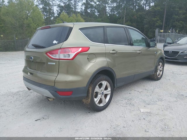 1FMCU0GX9EUA39783 Ford ESCAPE SE