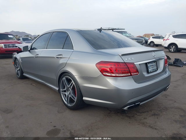2010 Mercedes-benz E 63 Amg მანქანა იყიდება აუქციონზე, vin: WDDHF7HB3AA152713, აუქციონის ნომერი: 44721308