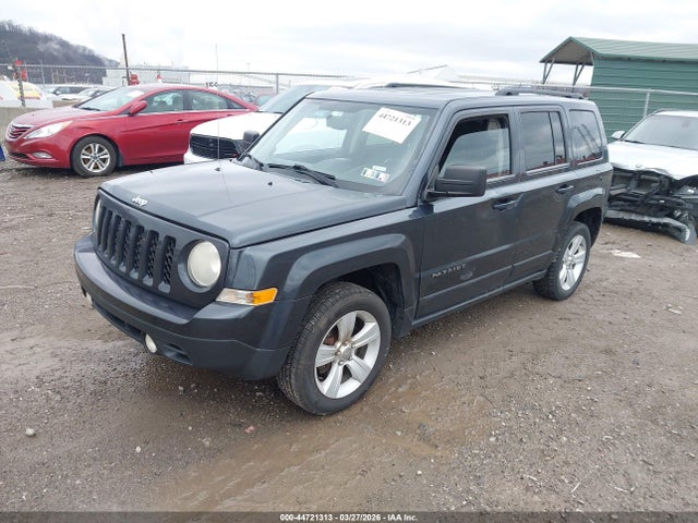 44721313 :رقم المزاد ، 1C4NJRFB3ED521343 vin ، 2014 Jeep Patriot Latitude مزاد بيع