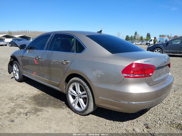 44721327 :رقم المزاد ، 1VWBV7A30FC094249 vin ، 2015 Volkswagen Passat 2.0l Tdi Se مزاد بيع
