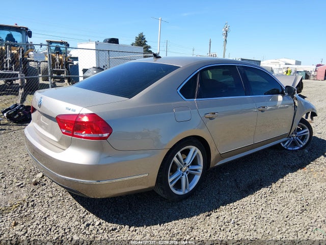 44721327 :رقم المزاد ، 1VWBV7A30FC094249 vin ، 2015 Volkswagen Passat 2.0l Tdi Se مزاد بيع