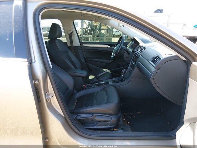 44721327 :رقم المزاد ، 1VWBV7A30FC094249 vin ، 2015 Volkswagen Passat 2.0l Tdi Se مزاد بيع