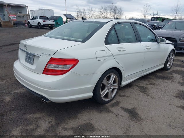 2010 Mercedes-benz C 300 Luxury 4matic/sport 4matic მანქანა იყიდება აუქციონზე, vin: WDDGF8BB5AR131499, აუქციონის ნომერი: 44721331