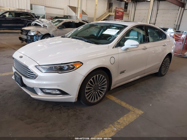 Ford Fusion Energi Titanium 2017 3FA6P0SU3HR330190 Image 2