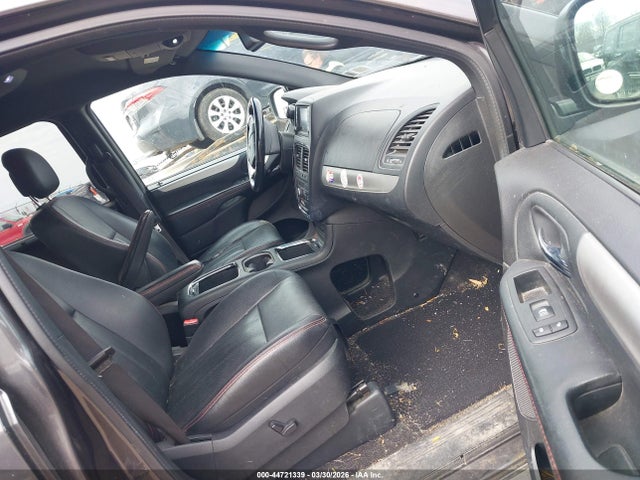 44721339 :رقم المزاد ، 2C4RDGEG7HR798962 vin ، 2017 Dodge Grand Caravan Gt مزاد بيع