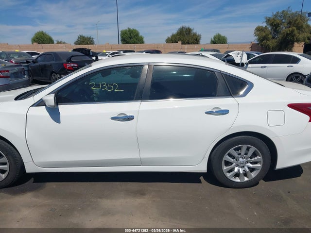 1N4AL3APXJC284056 Nissan Altima 2.5 S