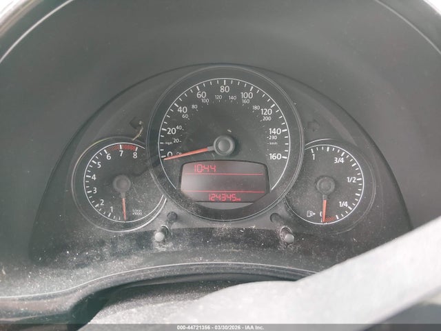 44721356 :رقم المزاد ، 3VWFP7AT5CM616511 vin ، 2012 Volkswagen Beetle Entry مزاد بيع