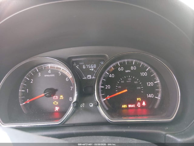 Auction sale of the 2018 Nissan Versa 1.6 Sv, vin: 3N1CN7AP0JL808200, lot number: 44721401