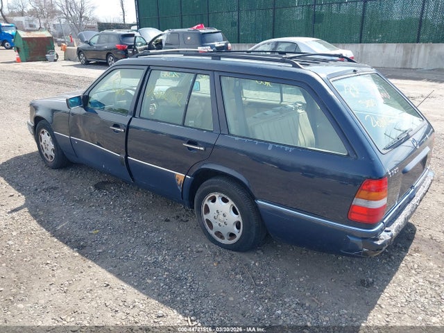 Aukcja sprzedaży 1994 Mercedes-benz E 320, vin: WDBEA92E9RF285659, numer aukcji: 44721516
