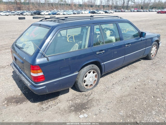Aukcja sprzedaży 1994 Mercedes-benz E 320, vin: WDBEA92E9RF285659, numer aukcji: 44721516