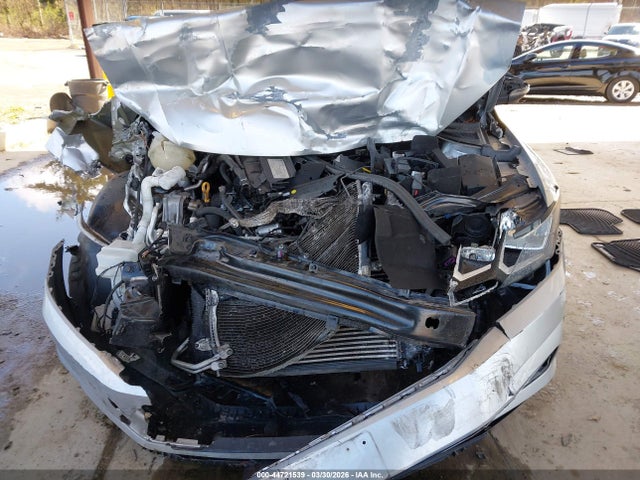 1VWAT7A32GC028448 Volkswagen Passat 1.8t S
