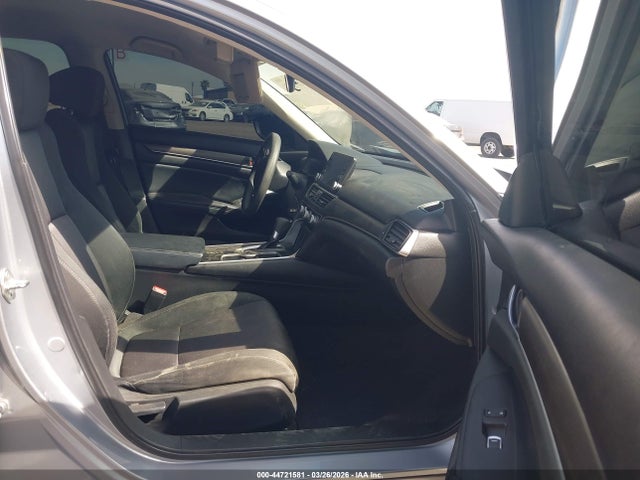 1HGCV1F11JA231572 Honda ACCORD LX