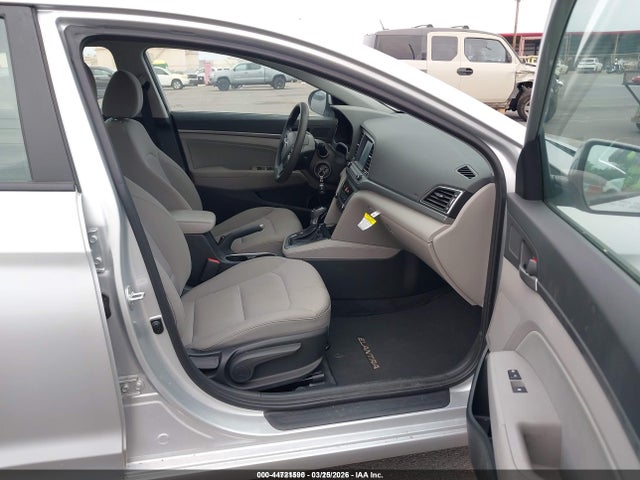 5NPD84LF3JH391912 Hyundai ELANTRA SEL