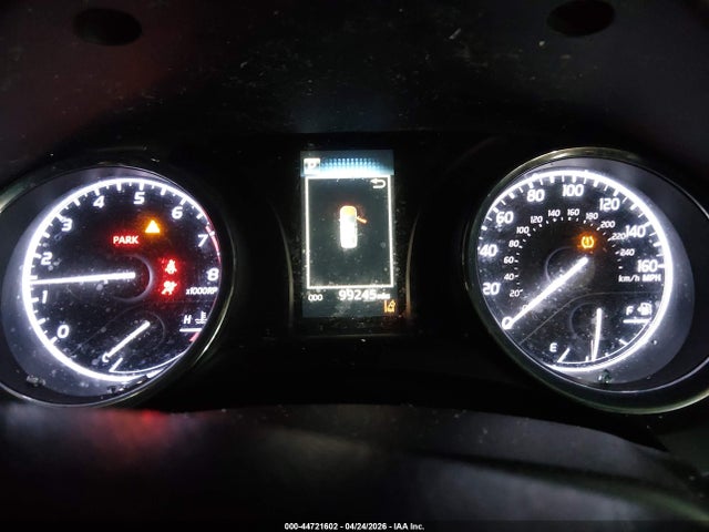 44721602 :رقم المزاد ، 4T1C11AK1LU908675 vin ، 2020 Toyota Camry Le مزاد بيع