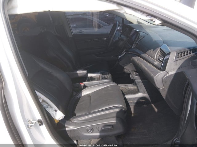 Продажа на аукционе авто 2022 Honda Odyssey Touring, vin: 5FNRL6H82NB057286, номер лота: 44721611