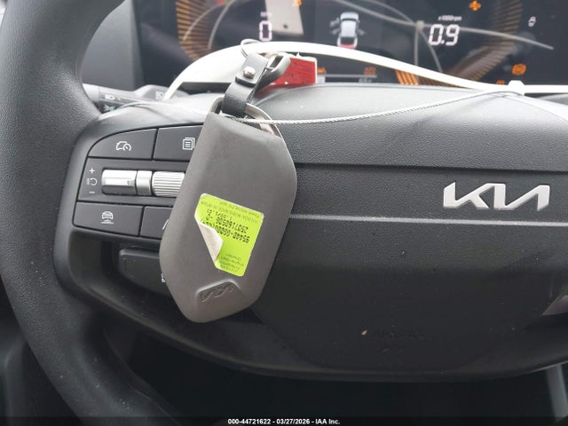 Продажа на аукционе авто 2025 Kia K4 Lxs, vin: 3KPFT4DE1SE215671, номер лота: 44721622