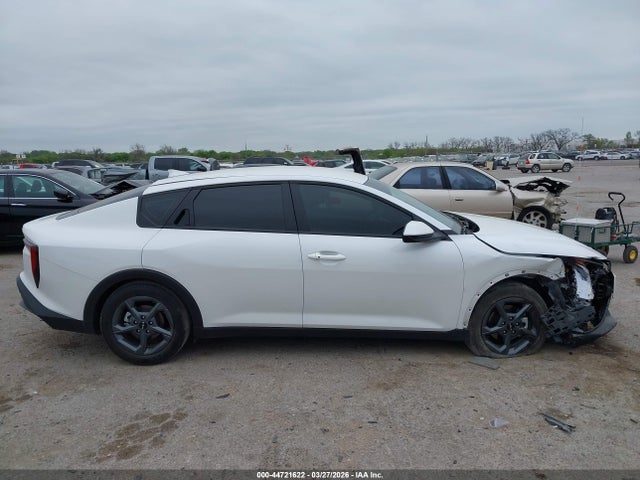Продажа на аукционе авто 2025 Kia K4 Lxs, vin: 3KPFT4DE1SE215671, номер лота: 44721622