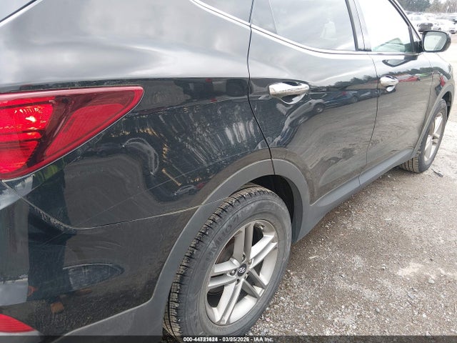 5NMZTDLB9JH098577 Hyundai Santa Fe Sport 2.4l