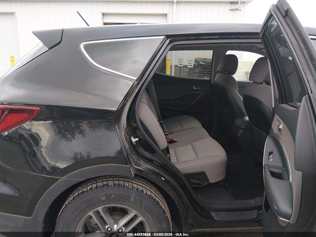 5NMZTDLB9JH098577 Hyundai Santa Fe Sport 2.4l