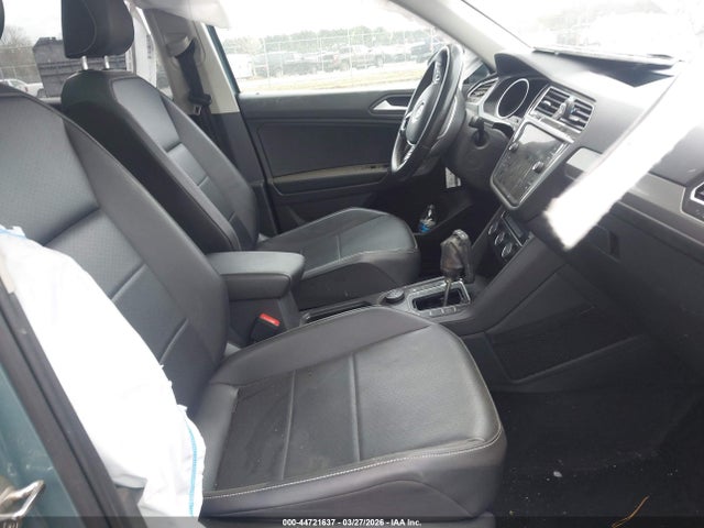Продажа на аукционе авто 2021 Volkswagen Tiguan 2.0t Se/2.0t Se R-line Black/2.0t Sel, vin: 3VV2B7AX4MM128804, номер лота: 44721637