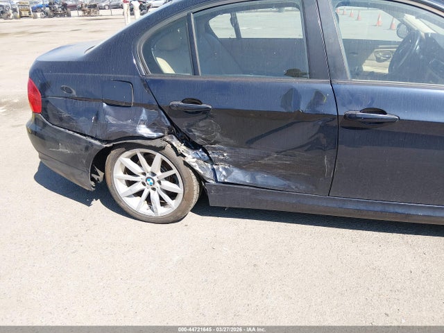 44721645 :رقم المزاد ، WBAPH77549NL84959 vin ، 2009 Bmw 328i مزاد بيع