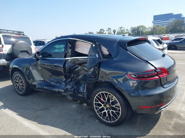 Porsche Macan Turbo 2017 WP1AF2A53HLB60455 Image 14