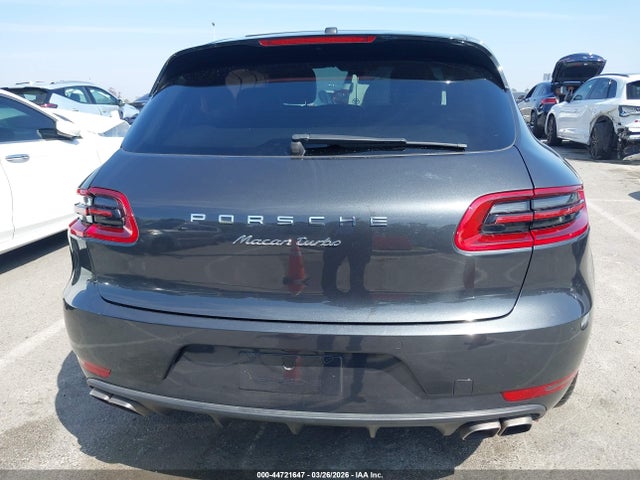 Porsche Macan Turbo 2017 WP1AF2A53HLB60455 Image 16