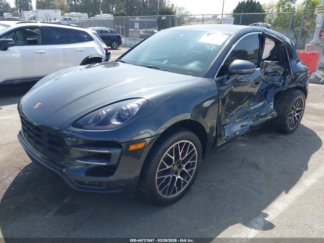 Porsche Macan Turbo 2017 WP1AF2A53HLB60455 Image 2
