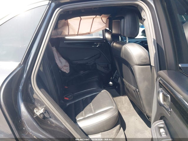 Porsche Macan Turbo 2017 WP1AF2A53HLB60455 Image 8