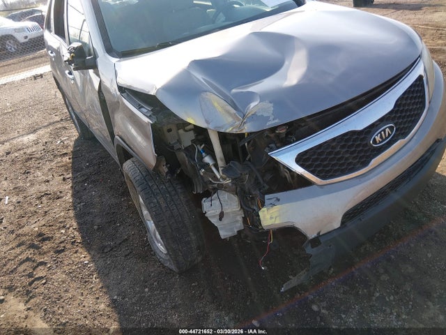 44721652 :رقم المزاد ، 5XYKTCA17BG009834 vin ، 2011 Kia Sorento Lx مزاد بيع