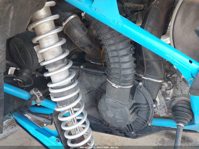 2019 CAN-AM MAVERICK X3 3JBVVAW27KK000470 Photo 8