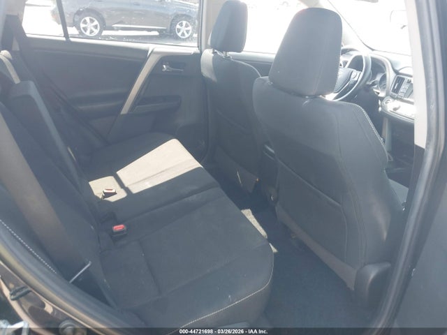 2T3WFREV0JW493306 Toyota Rav4 Xle