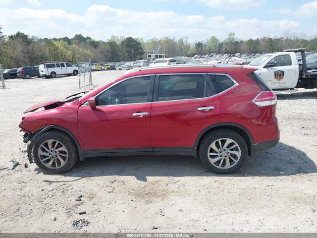 2015 Nissan Rogue Sl მანქანა იყიდება აუქციონზე, vin: 5N1AT2MV5FC781954, აუქციონის ნომერი: 44721704
