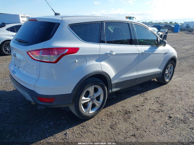1FMCU0GX5GUB83401 Ford ESCAPE SE