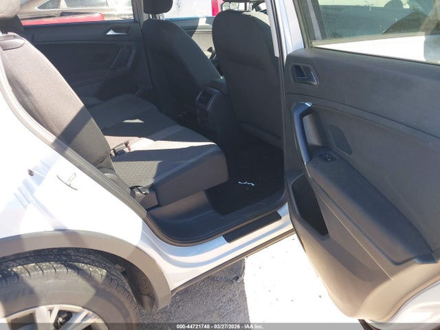 2019 Volkswagen Tiguan 2.0t S მანქანა იყიდება აუქციონზე, vin: 3VV0B7AX0KM038876, აუქციონის ნომერი: 44721748
