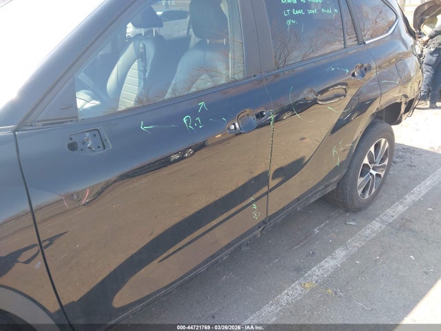 2023 TOYOTA HIGHLANDER 5TDKDRBH9PS029895 Photo 5